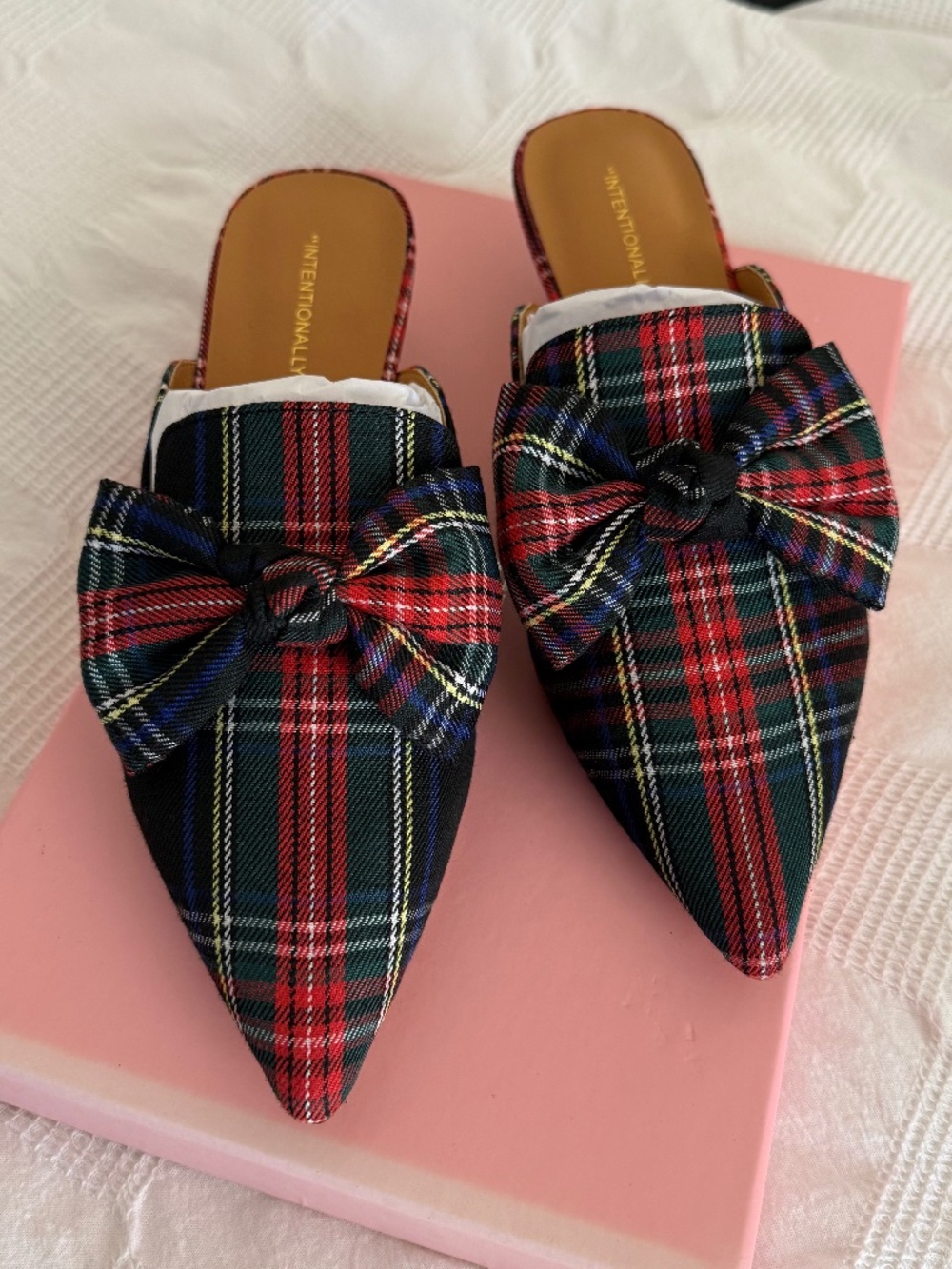 NWT Intentionally Blank Carnaby Plaid Kitten Heels